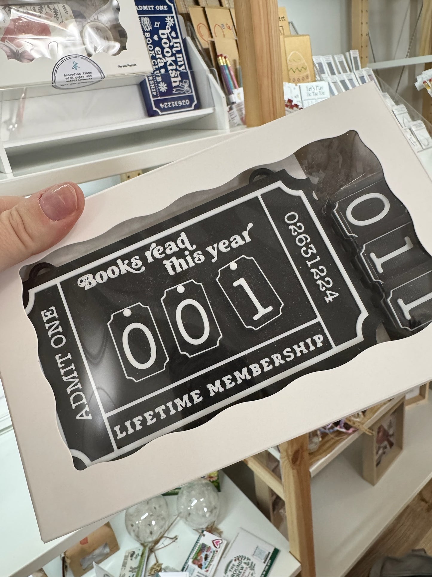 Hanging Book Tracker