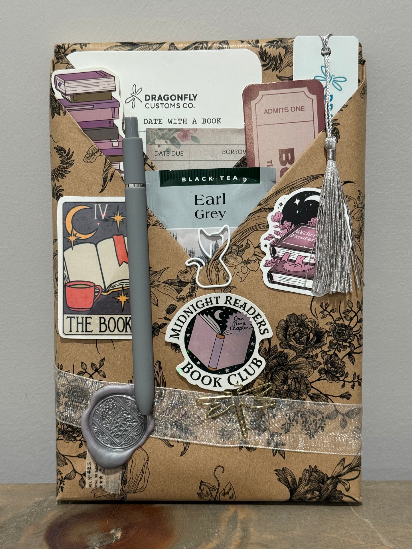 Blind Date with a Book - Thriller  - New