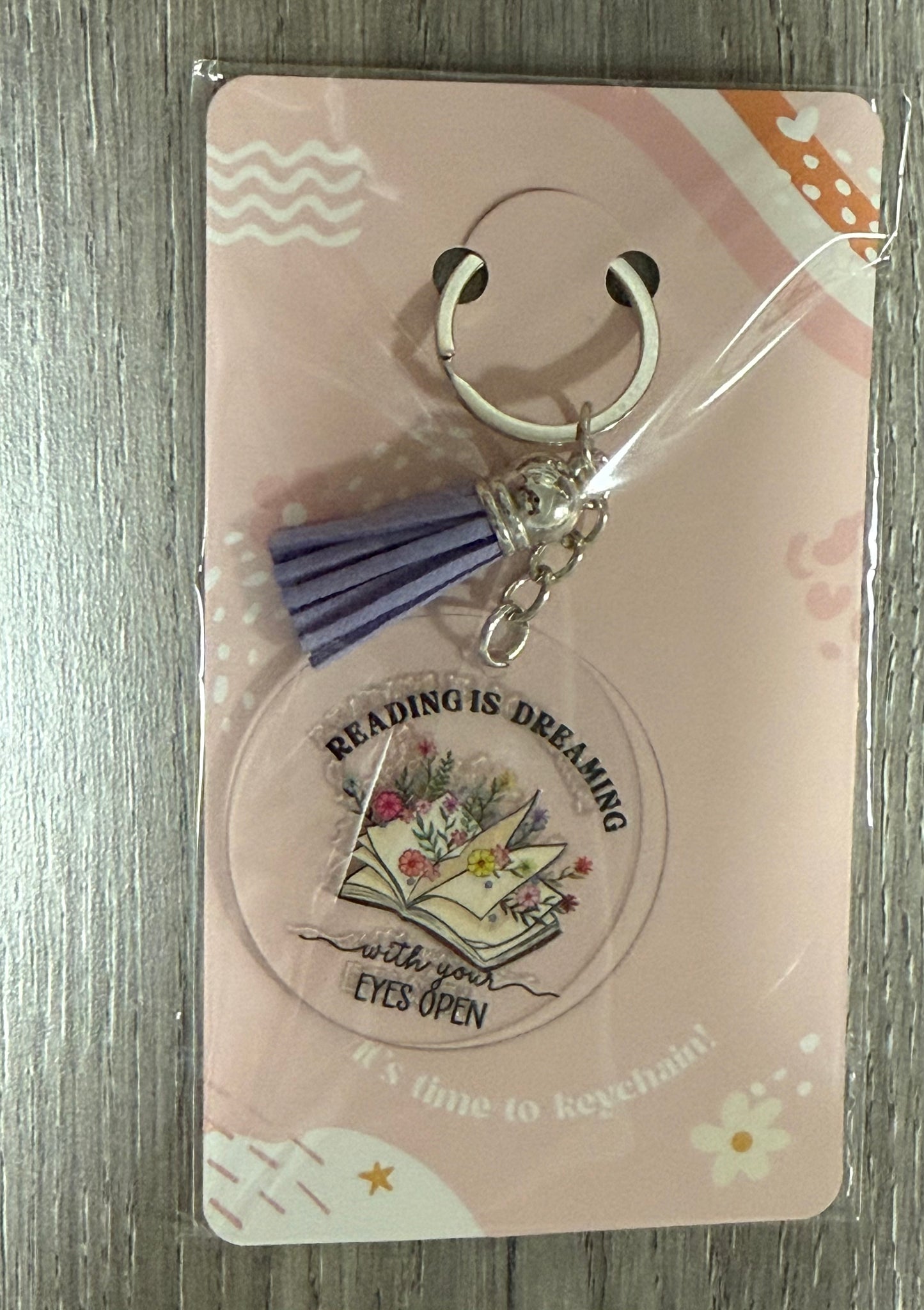 Key Chain - Reading is Dreaming
